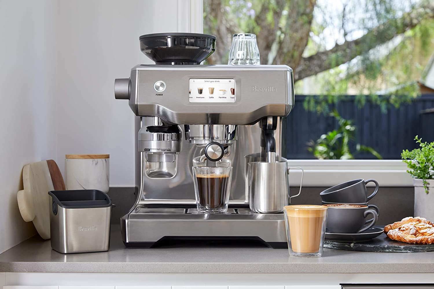 Breville » (BES880BSS) Barista Touch Screen Espresso Machine